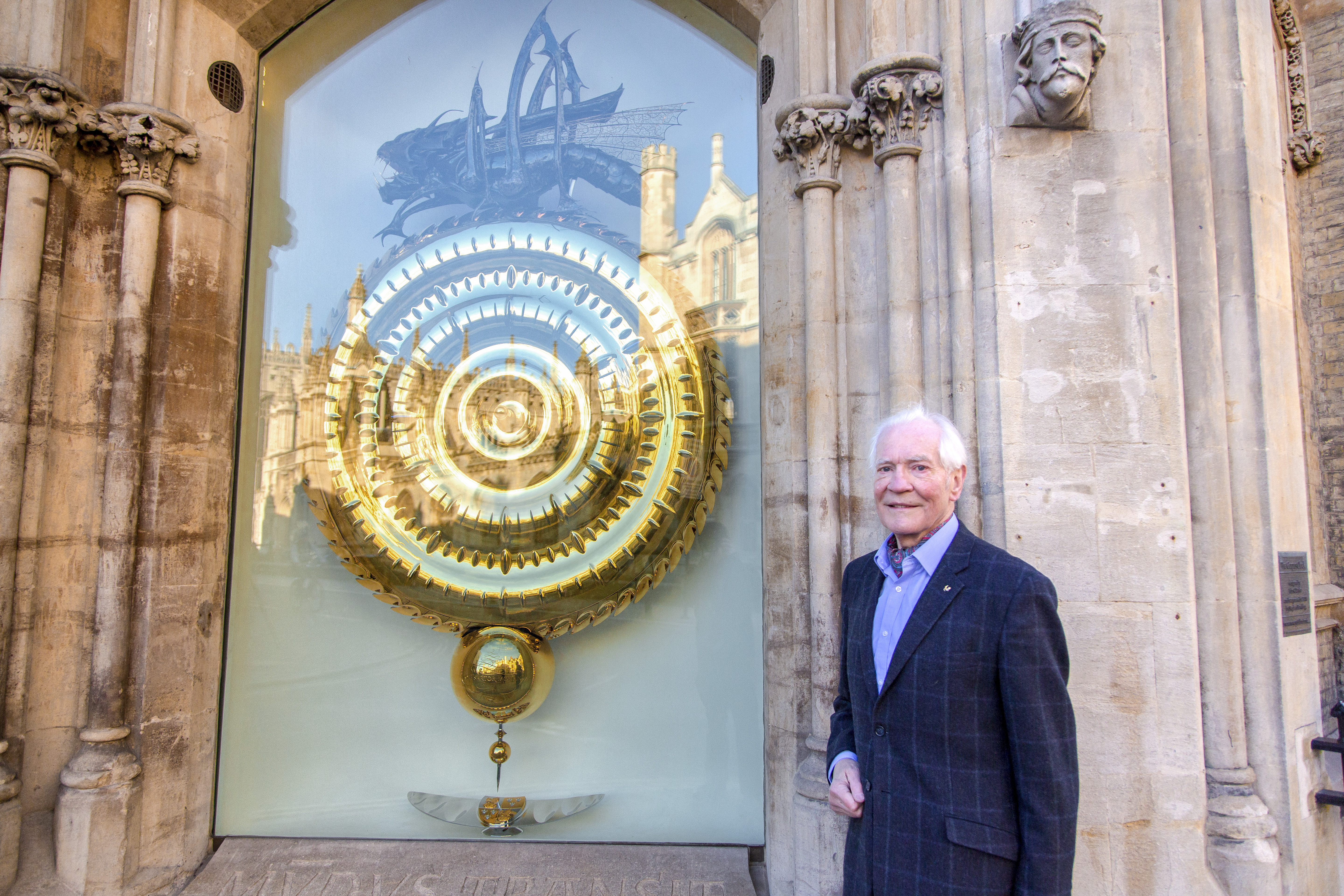 Dr%20Taylor%20and%20the%20Corpus%20clock%20(1)[1]